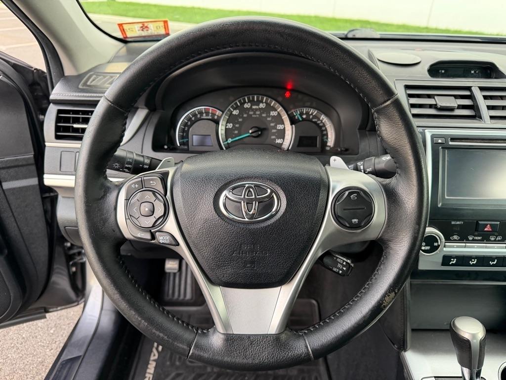Toyota Camry SE 2014