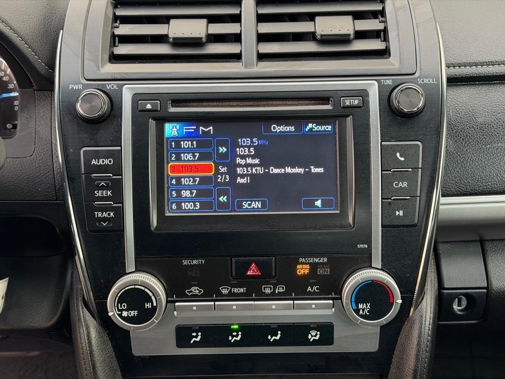 Toyota Camry SE 2014