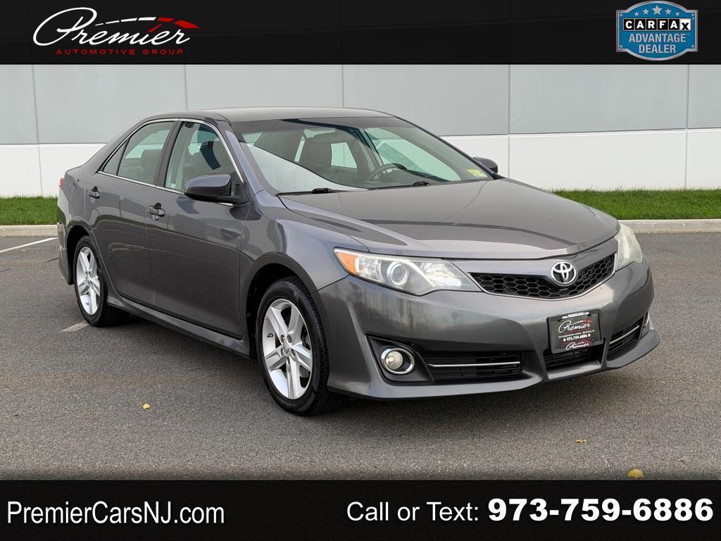 2014 Toyota Camry SE