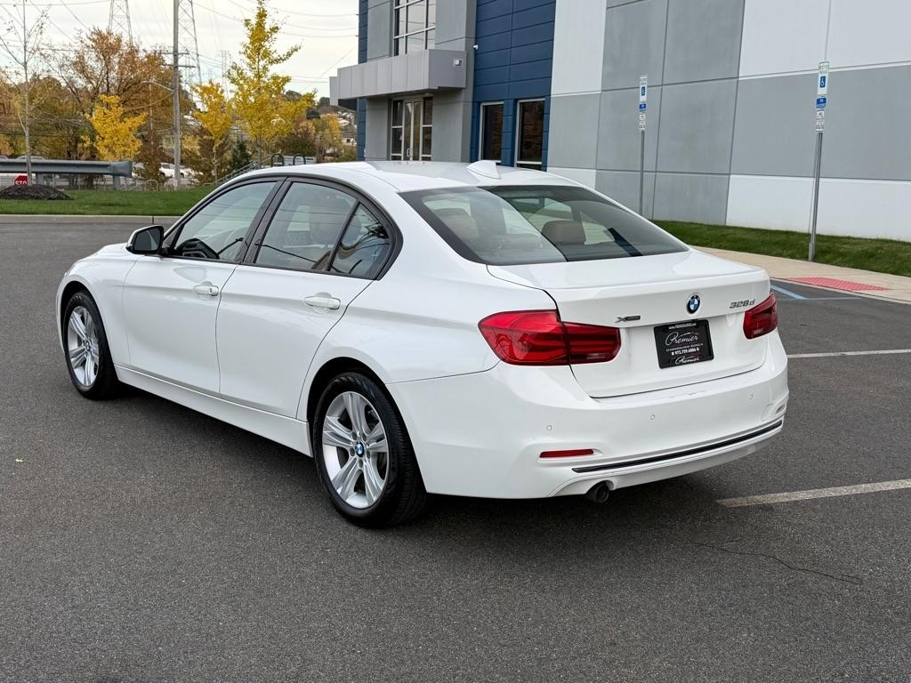 BMW 3 Series  2016