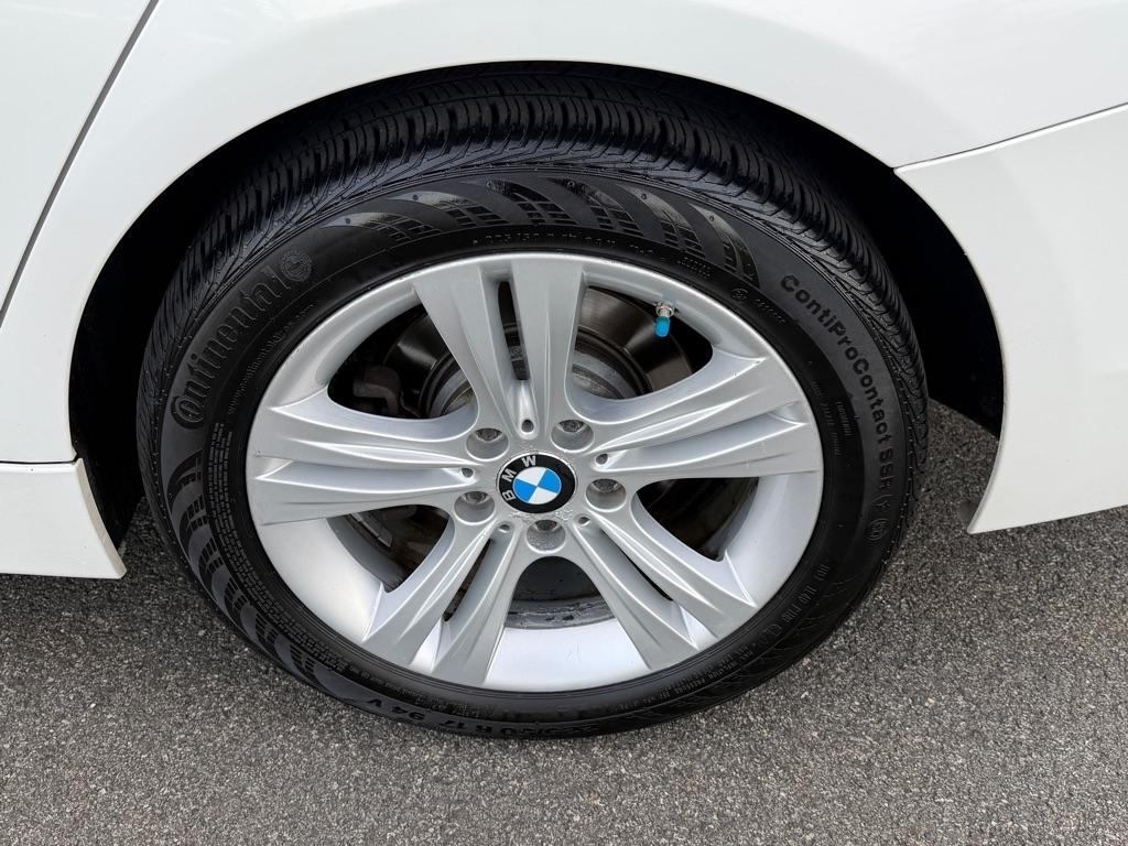 BMW 3 Series  2016