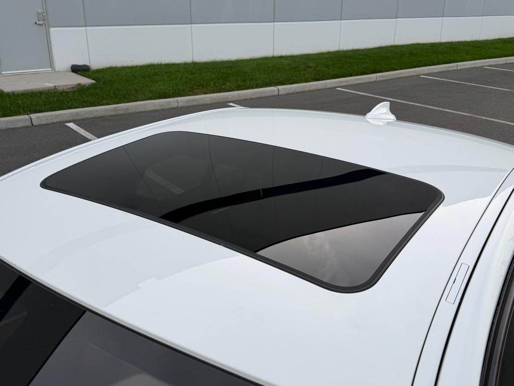 BMW 3 Series  2016