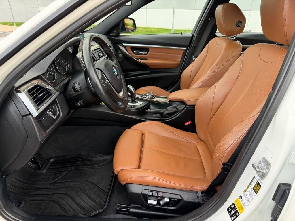 BMW 3 Series  2016