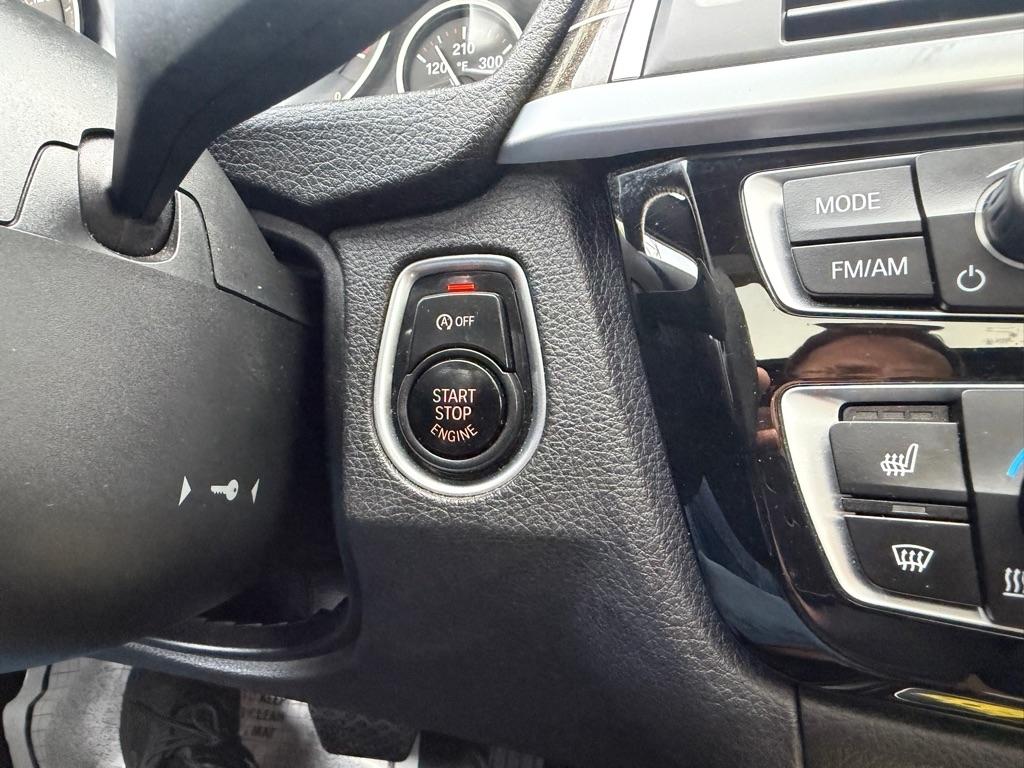 BMW 3 Series  2016