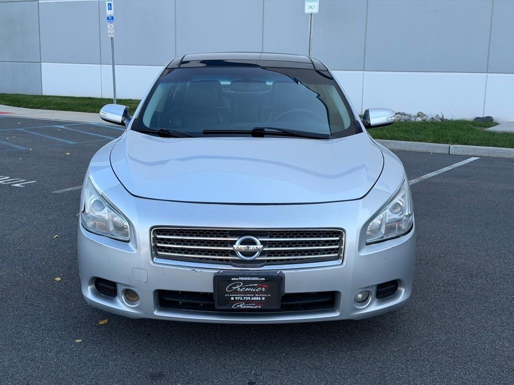 Nissan Maxima SV 2012