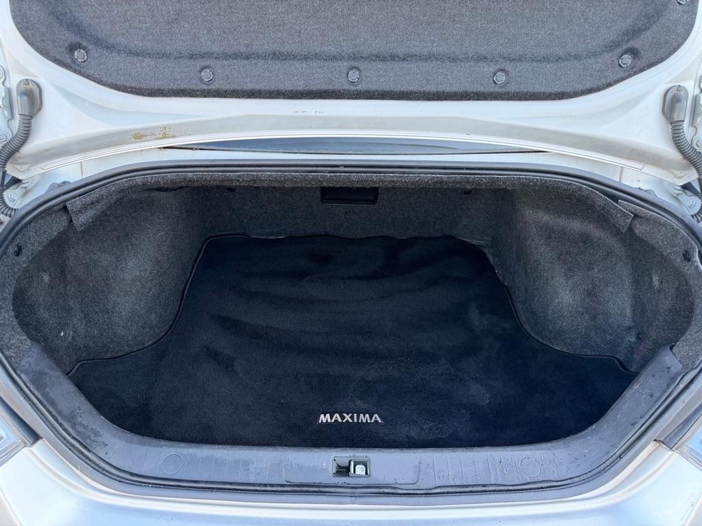 Nissan Maxima SV 2012