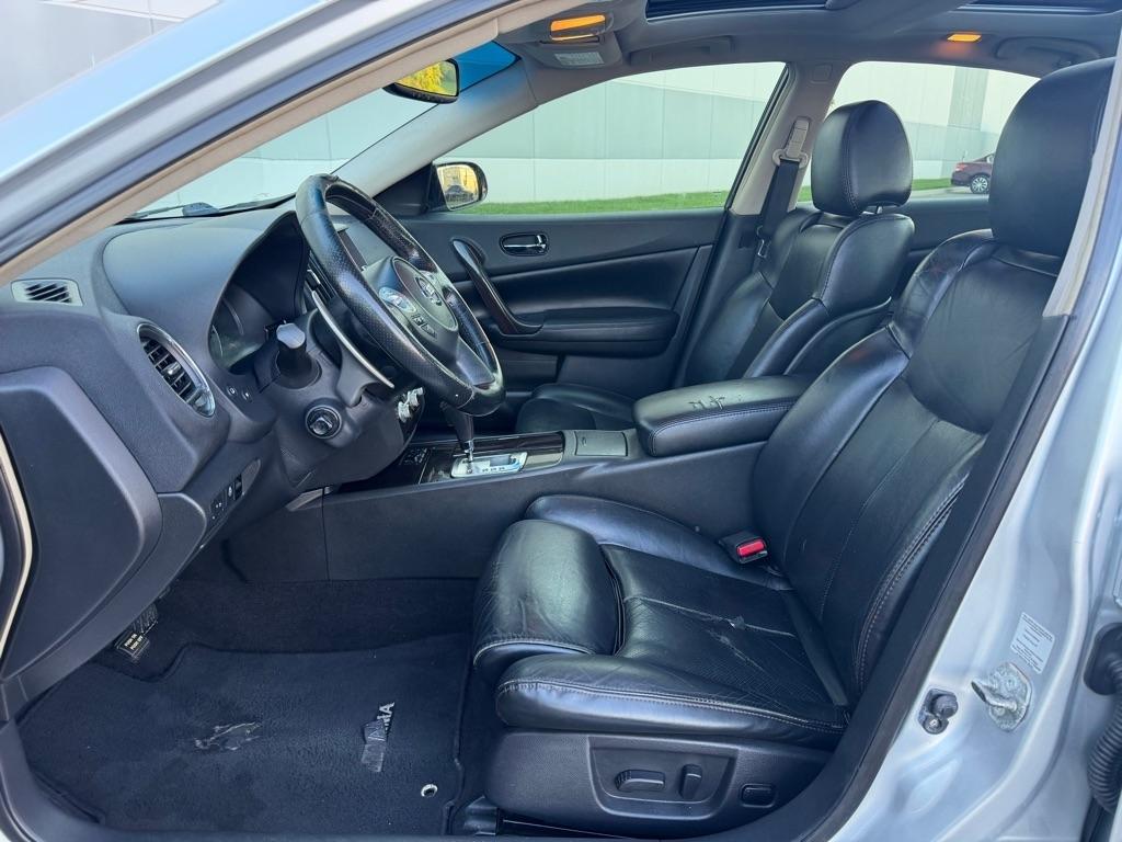 Nissan Maxima SV 2012