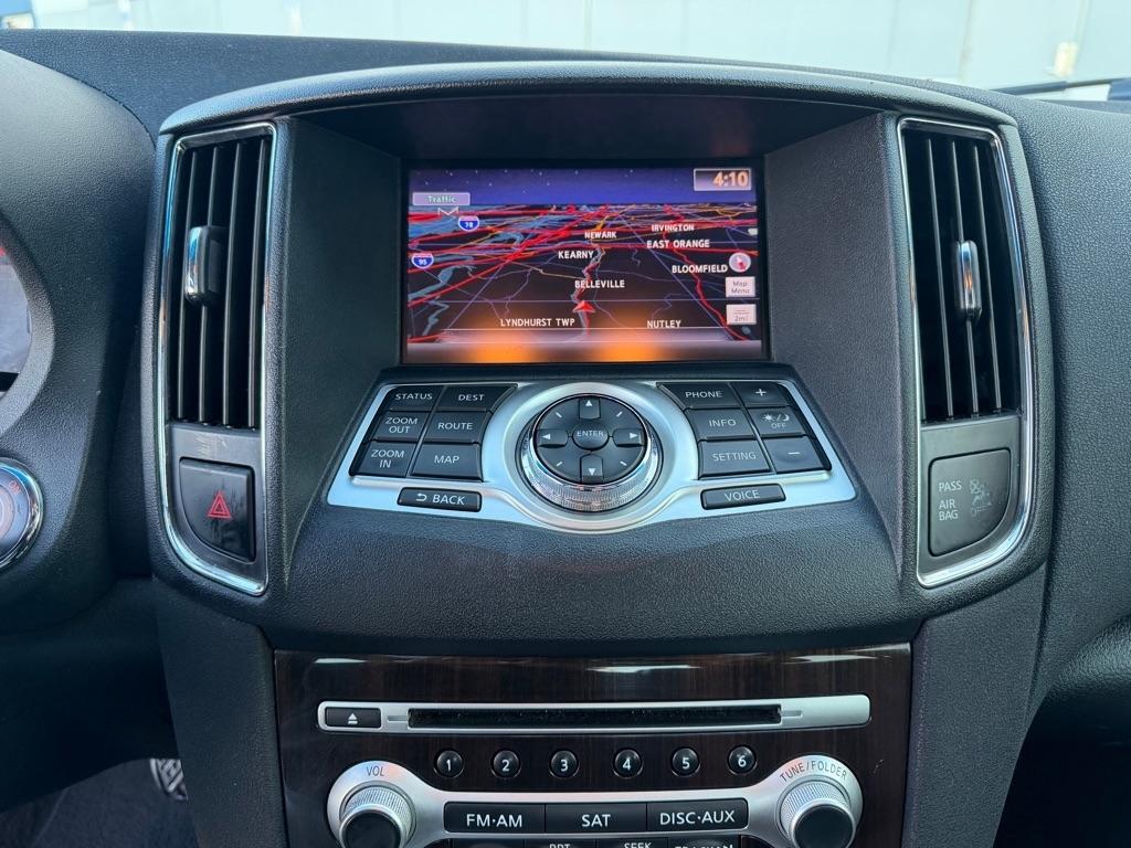 Nissan Maxima SV 2012