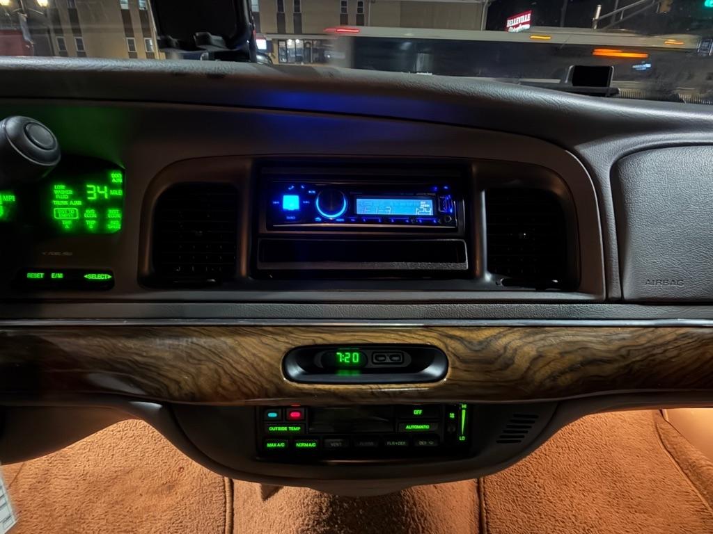 Mercury Grand Marquis 4dr Sdn LS 1998
