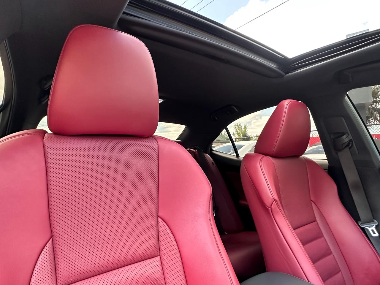 Lexus IS 350  2015