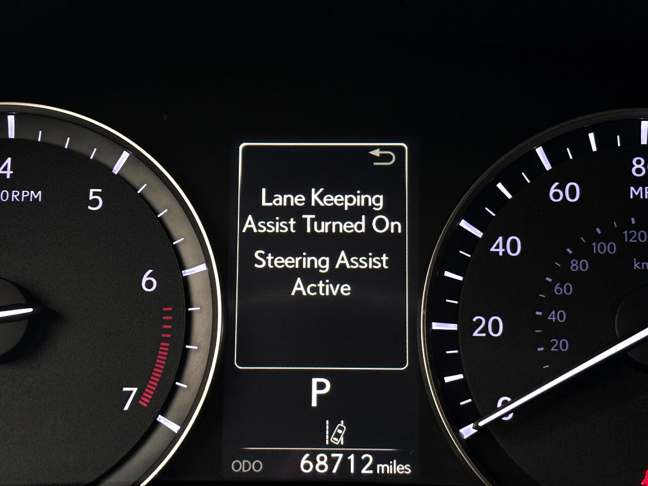 2018 Lexus RX 350L Luxury AWD photo 2