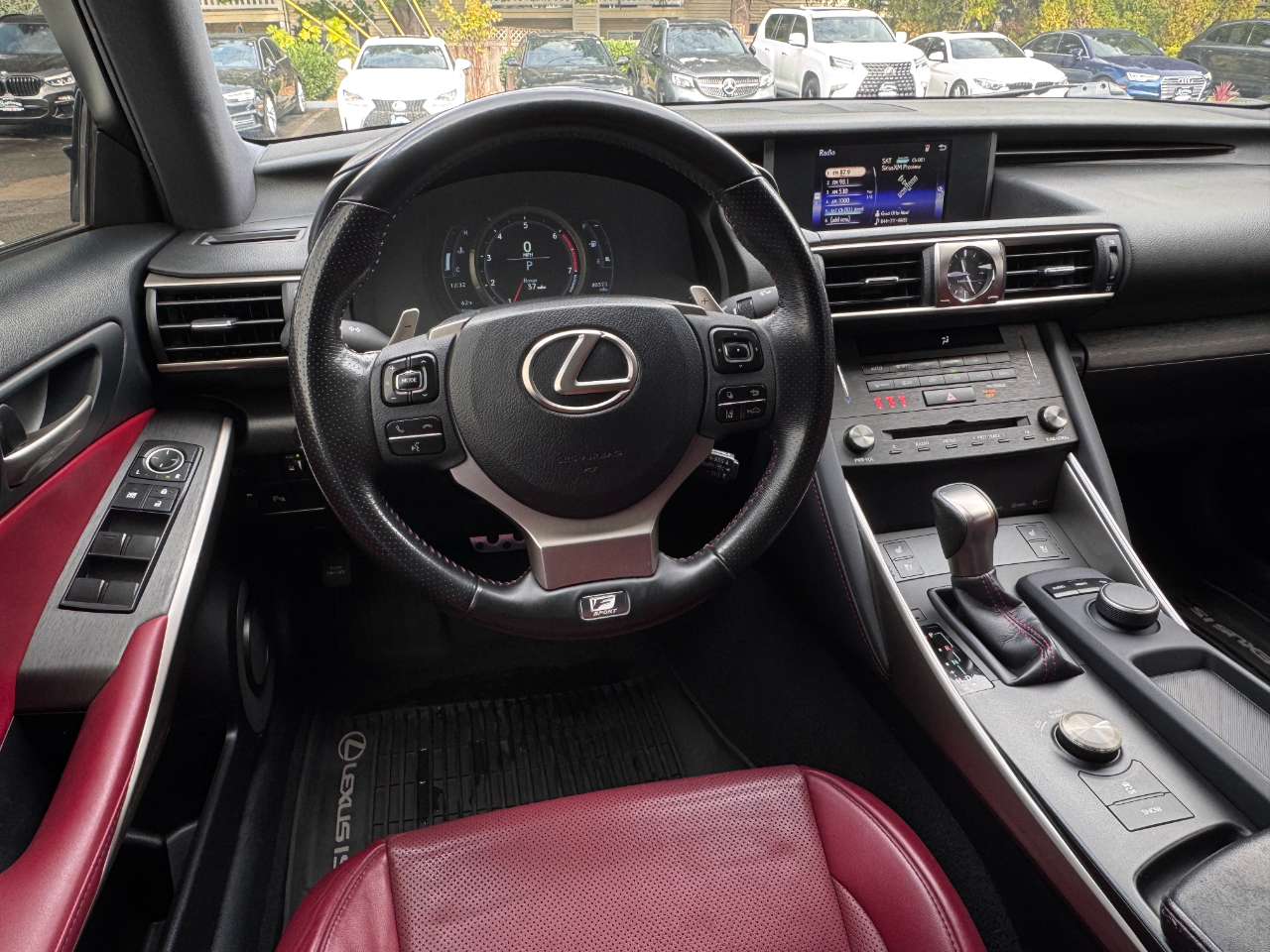 2019 Lexus IS 300 photo 2