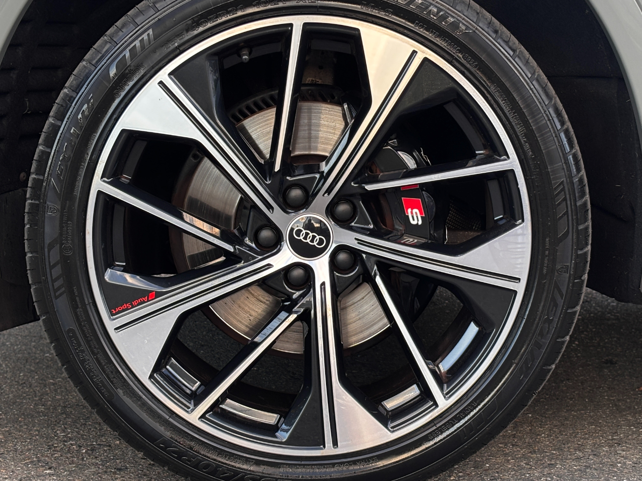 Audi SQ5 Premium Plus 3.0 TFSI quattro 2022 Audi SQ5 Premium Plus 3.0 TFSI quattro 2022