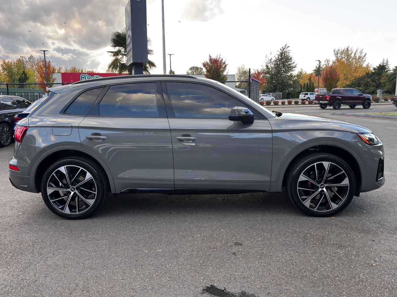 Audi SQ5 Premium Plus 3.0 TFSI quattro 2022 Audi SQ5 Premium Plus 3.0 TFSI quattro 2022