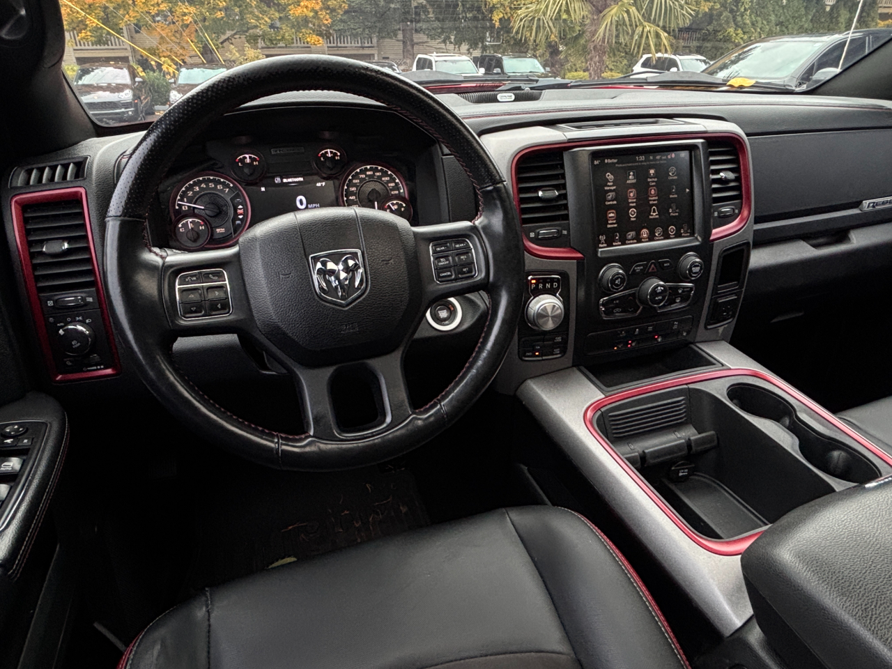 RAM 1500 Rebel 4x4 Crew Cab 5'7" Box 2017 RAM 1500 Rebel 4x4 Crew Cab 5'7" Box 2017