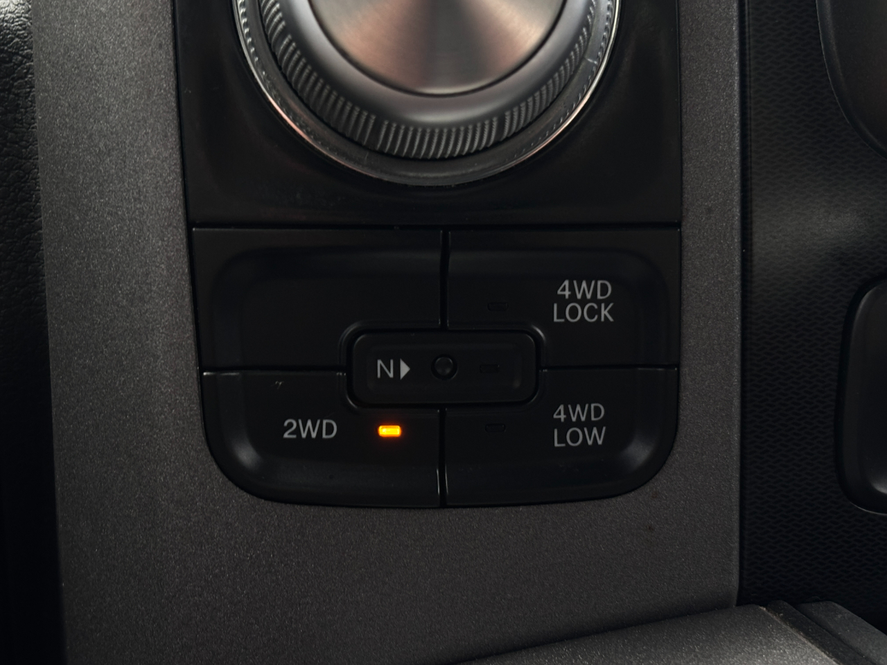 RAM 1500 Rebel 4x4 Crew Cab 5'7" Box 2017 RAM 1500 Rebel 4x4 Crew Cab 5'7" Box 2017