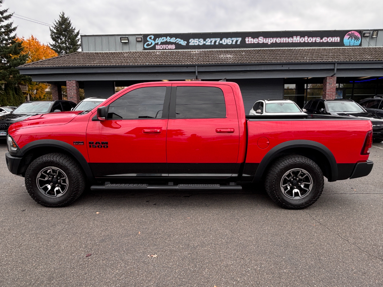 RAM 1500 Rebel 4x4 Crew Cab 5'7" Box 2017 RAM 1500 Rebel 4x4 Crew Cab 5'7" Box 2017