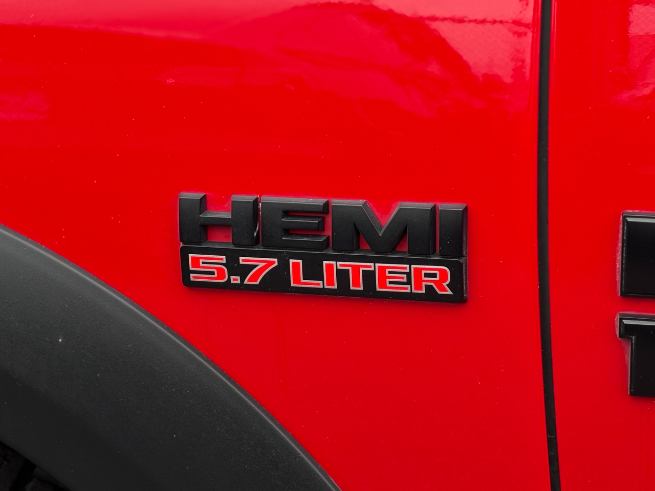 RAM 1500 Rebel 4x4 Crew Cab 5'7" Box 2017 RAM 1500 Rebel 4x4 Crew Cab 5'7" Box 2017