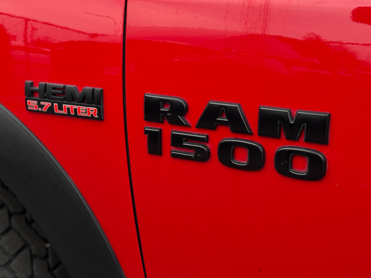 RAM 1500 Rebel 4x4 Crew Cab 5'7" Box 2017 RAM 1500 Rebel 4x4 Crew Cab 5'7" Box 2017