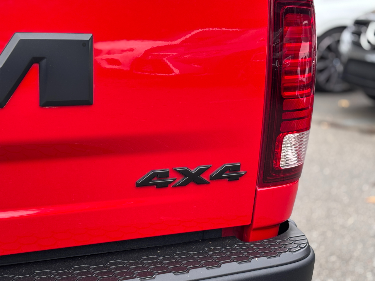 RAM 1500 Rebel 4x4 Crew Cab 5'7" Box 2017 RAM 1500 Rebel 4x4 Crew Cab 5'7" Box 2017