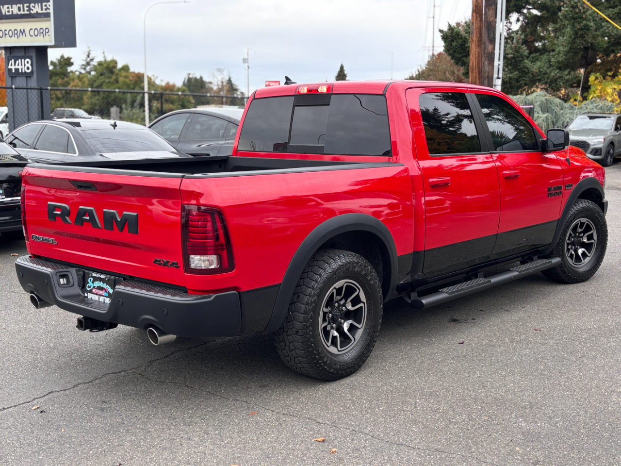 RAM 1500 Rebel 4x4 Crew Cab 5'7" Box 2017 RAM 1500 Rebel 4x4 Crew Cab 5'7" Box 2017