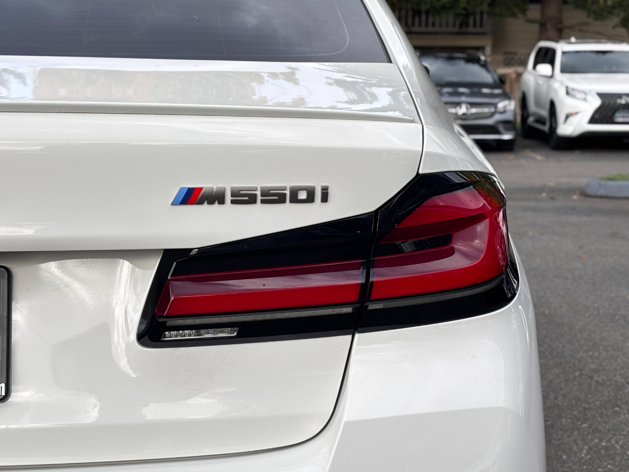 BMW 5 Series M550i xDrive Sedan 2021 BMW 5 Series M550i xDrive Sedan 2021