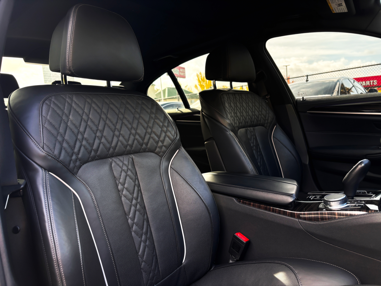 BMW 5 Series M550i xDrive Sedan 2021 BMW 5 Series M550i xDrive Sedan 2021