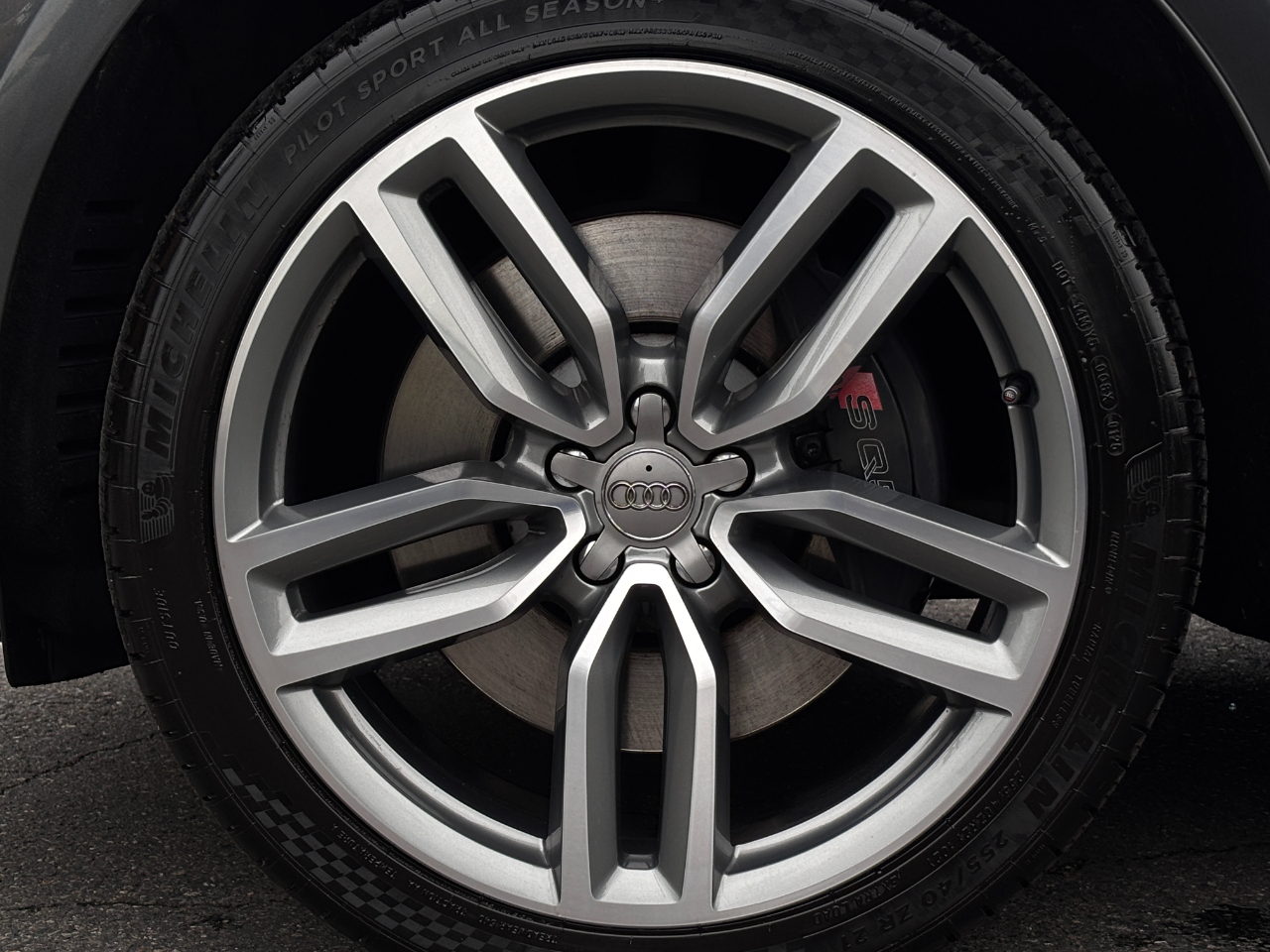 Audi SQ5 quattro 4dr 3.0T Prestige 2016 Audi SQ5 quattro 4dr 3.0T Prestige 2016