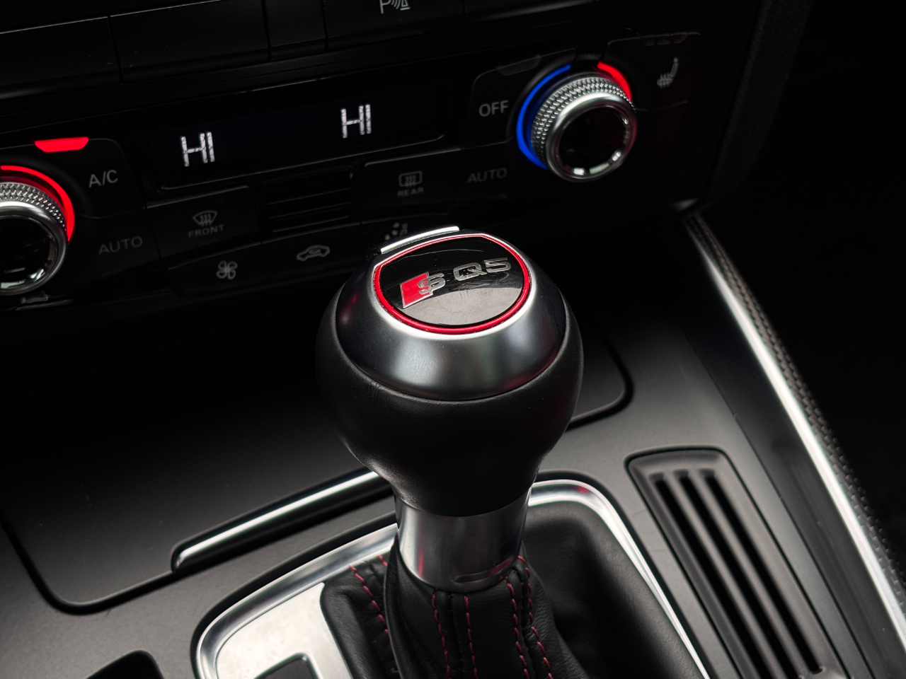 Audi SQ5 quattro 4dr 3.0T Prestige 2016 Audi SQ5 quattro 4dr 3.0T Prestige 2016