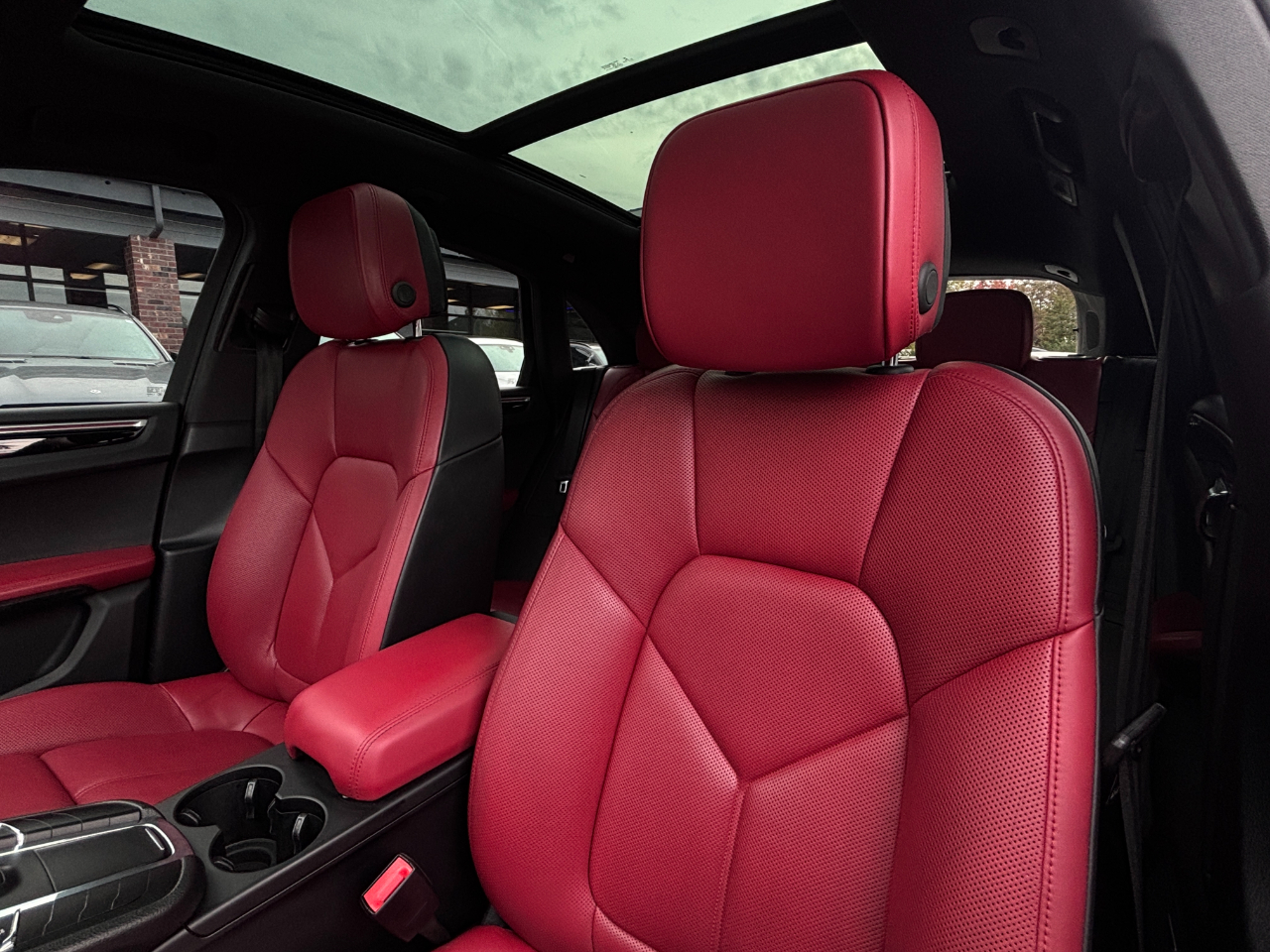 Porsche Macan S AWD 2018 Porsche Macan S AWD 2018