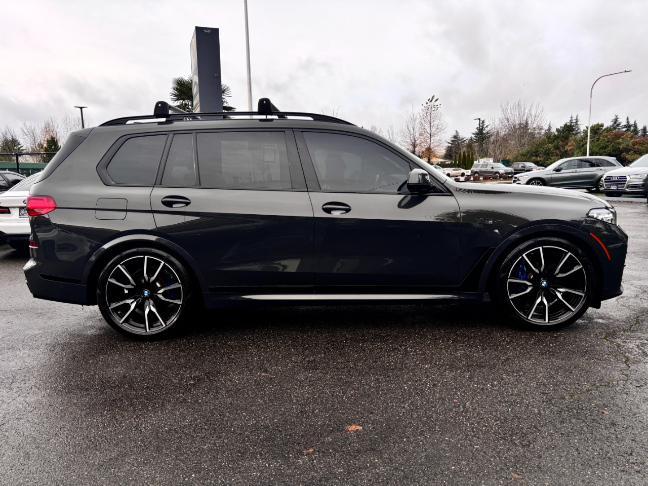 BMW X7 xDrive40i Sports Activity Vehicle 2022