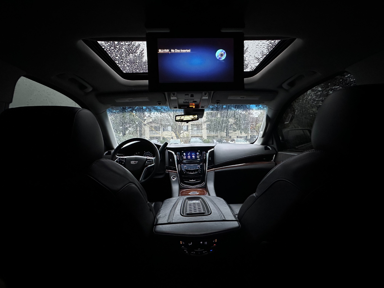 Cadillac Escalade ESV 4WD 4dr Premium Luxury 2017