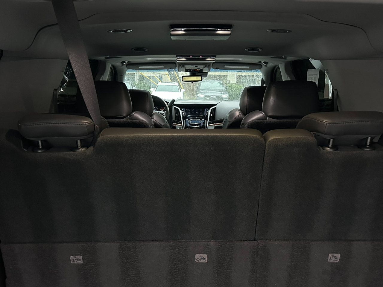 Cadillac Escalade ESV 4WD 4dr Premium Luxury 2017