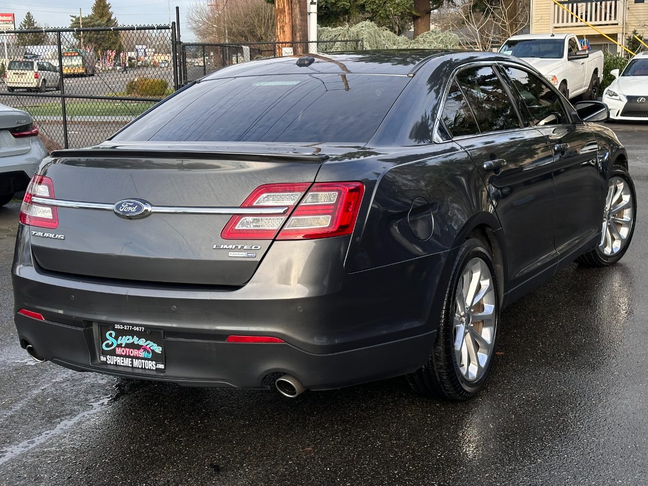 Ford Taurus Limited AWD 2016