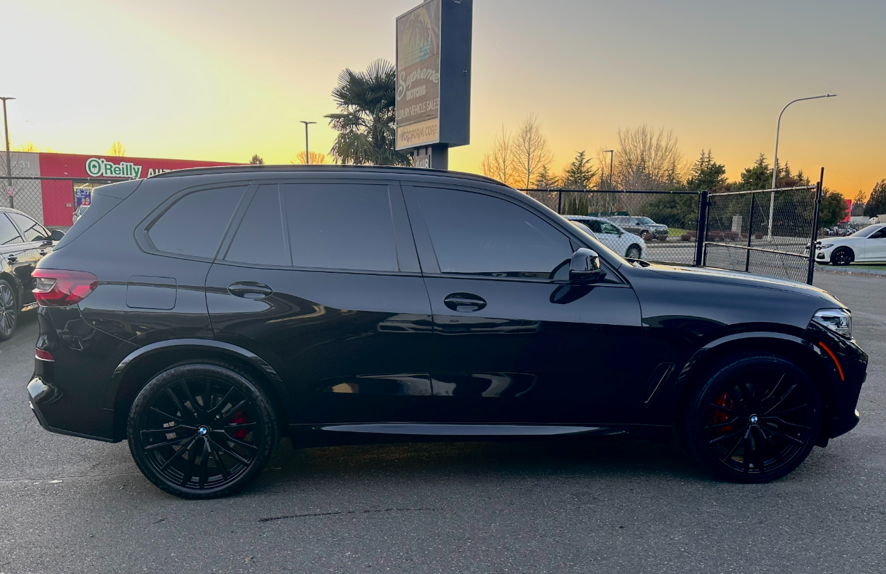 BMW X5 xDrive40i Sports Activity Vehicle 2023