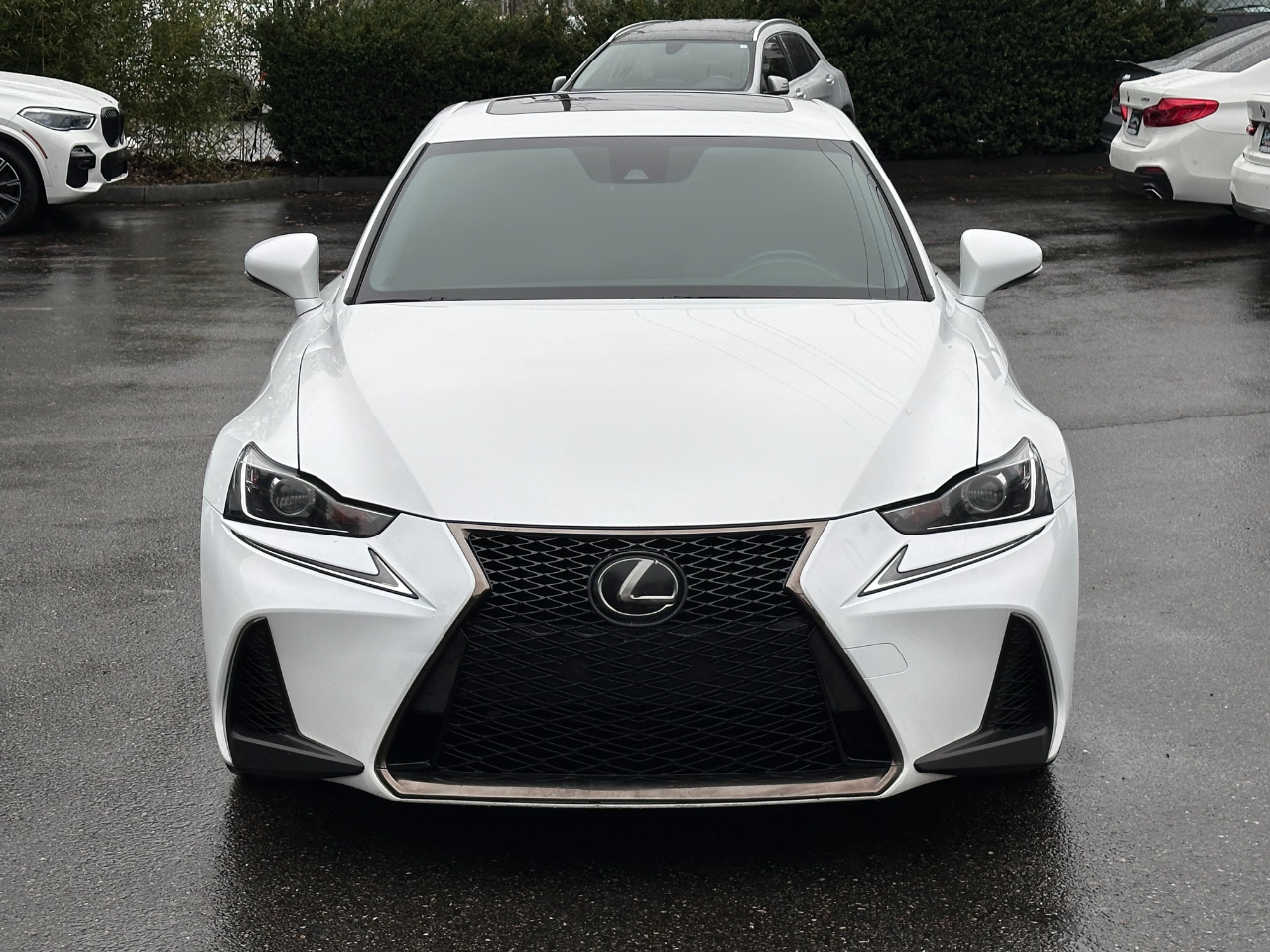 Lexus IS  2020