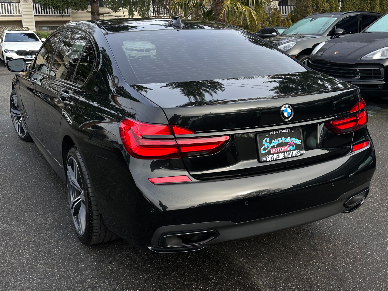 BMW 740i  2019