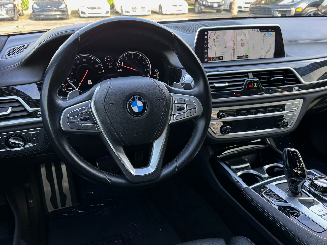 BMW 740i  2019