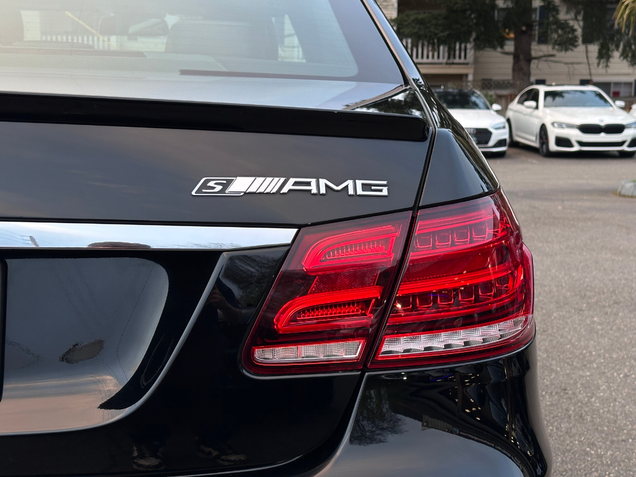 Mercedes-Benz E-Class 4dr Sdn E 63 AMG S-Model 4MATIC 2014