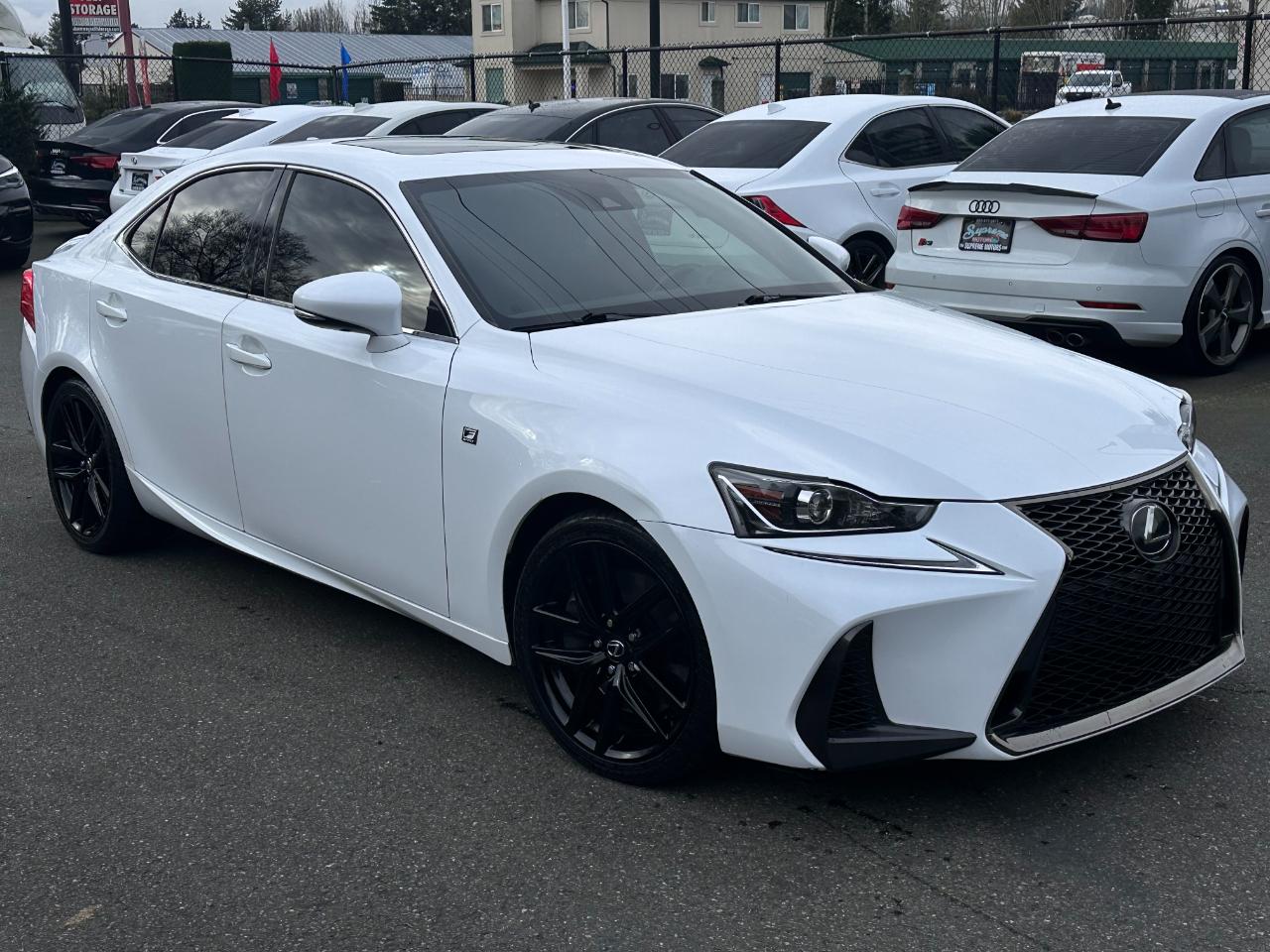Lexus IS  2017