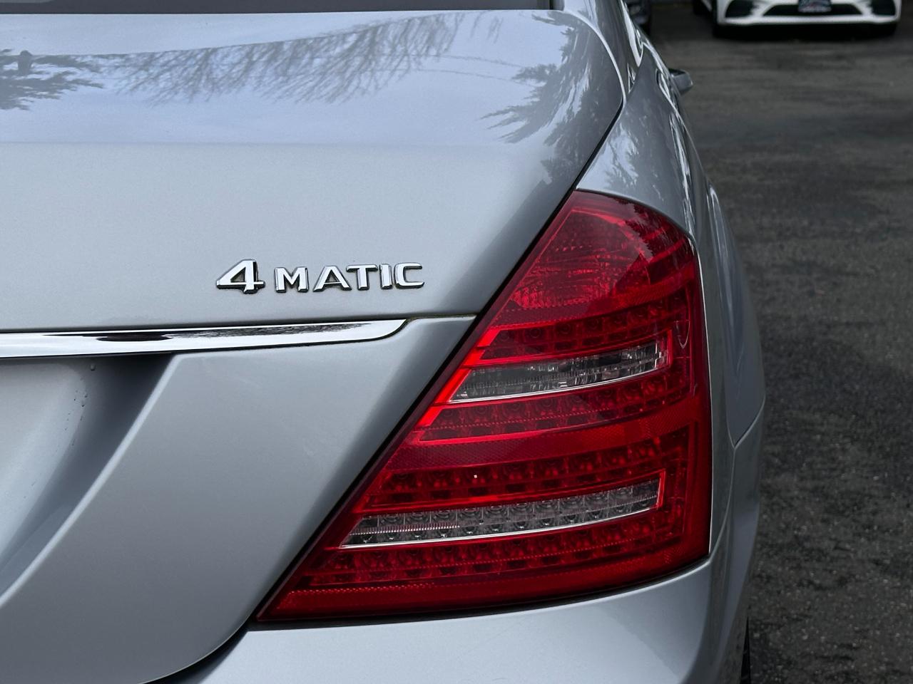 Mercedes-Benz S-Class  2010