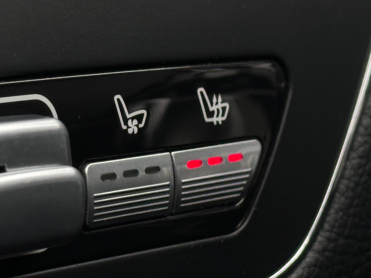 Mercedes-Benz S-Class  2010