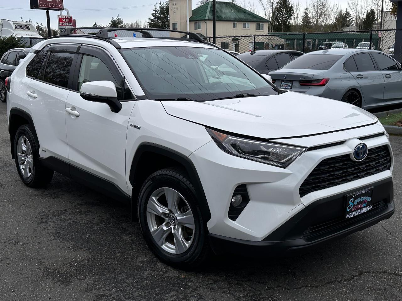 Toyota RAV4 Hybrid XLE AWD 2019