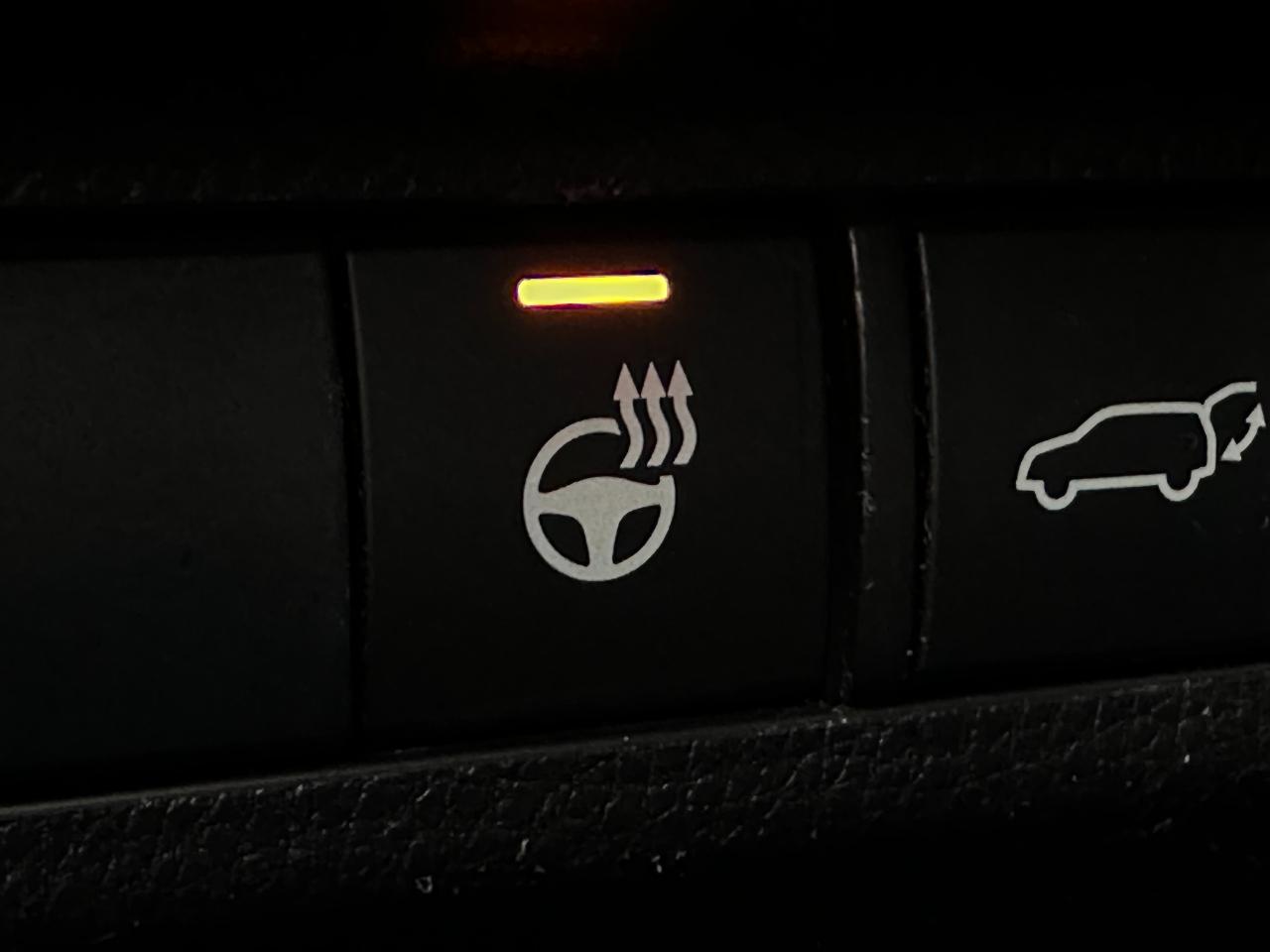 Toyota RAV4 Hybrid XLE AWD 2019