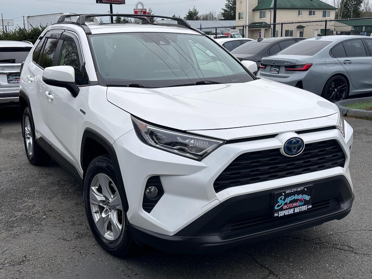 Toyota RAV4 Hybrid XLE AWD 2019