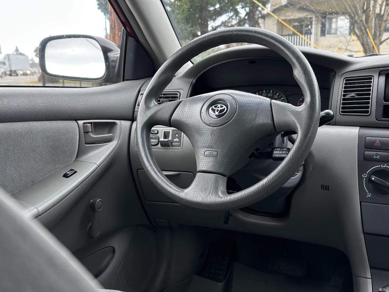 Toyota Corolla 4dr Sdn CE Auto (Natl) 2005