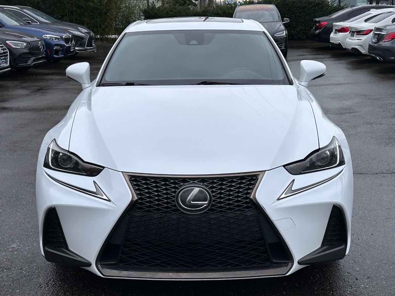Lexus IS IS Turbo RWD 2017
