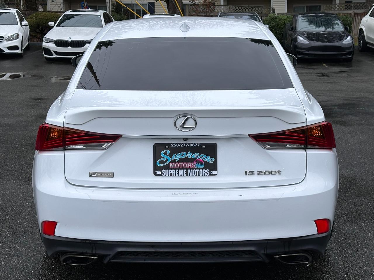 Lexus IS IS Turbo RWD 2017