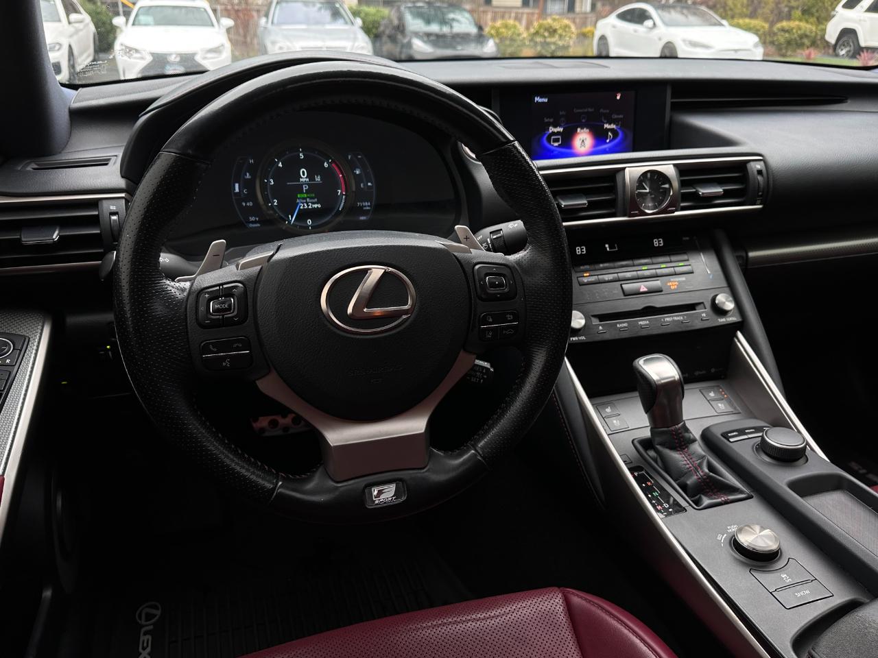 Lexus IS IS Turbo RWD 2017