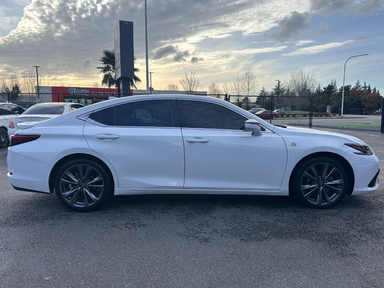 Lexus ES ES 350 FWD 2019